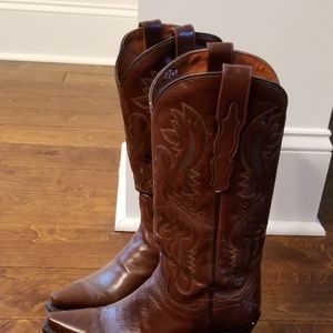 Women leather cowboy boots